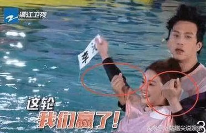 Những nam thần hoa ngữ lịch thiệp nhất Cbiz được lòng người hâm mộ ảnh 9