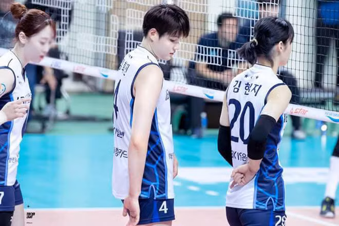 Nữ VĐV bóng chuyền cao 1m86 khiến dân mạng xôn xao vì...quá đẹp trai - Ảnh 3.