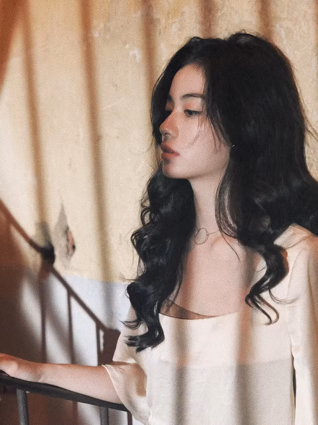 Cận cảnh gương mặt của “nữ sinh đẹp không góc chết“ ảnh 10