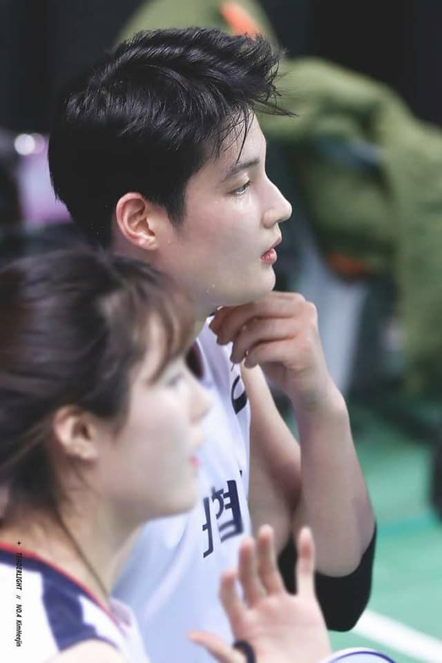 Nữ VĐV bóng chuyền cao 1m86 khiến dân mạng xôn xao vì...quá đẹp trai - Ảnh 4. Nữ VĐV bóng chuyền cao 1m86 khiến dân mạng xôn xao vì...quá đẹp trai - Ảnh 4.