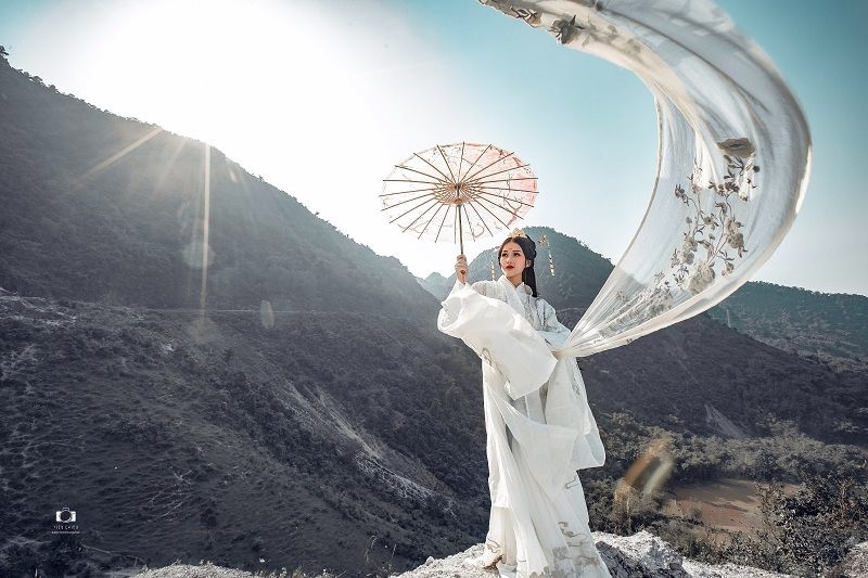 “Thiên thần cổ trang” có vẻ đẹp thuần khiết không khác gì Tiểu Long Nữ ảnh 2