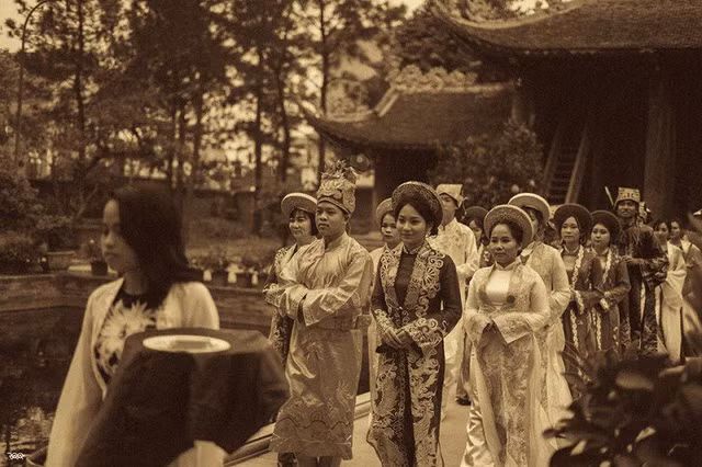 Độc đáo bộ ảnh kỷ yếu hóa thân vua chúa của học sinh chuyên Sử ảnh 5