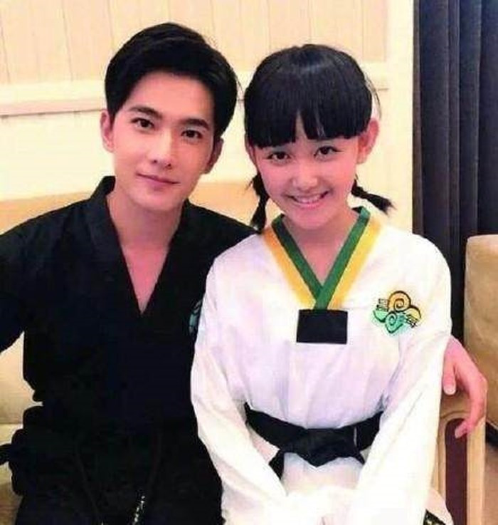 Những nam thần hoa ngữ lịch thiệp nhất Cbiz được lòng người hâm mộ ảnh 5 Những nam thần hoa ngữ lịch thiệp nhất Cbiz được lòng người hâm mộ ảnh 5