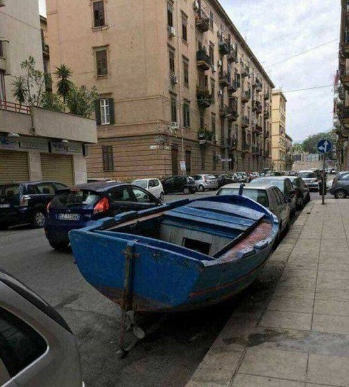 Phương tiện dự phòng cho những ngày mưa bão.