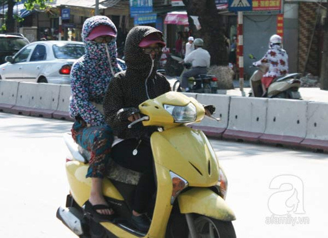 &quot;ninja&quot; khoe sac xuan mon mon trong bo suu tap ao chong nang sac so hinh anh 4