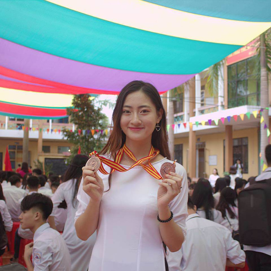 Xuất hiện cô gái giống Hoa hậu Đỗ Mỹ Linh tại chung khảo Miss World Việt Nam 2019 ảnh 9 tai chung khao miss world viet nam 2019, xuat hien "em gai that lac" cua hoa hau do my linh! - 11