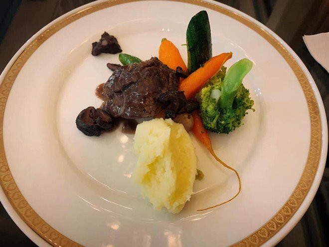 Khoe cơm ngon nhưng một câu nói của Trương Ngọc Ánh khiến nhiều người thắc mắc ảnh 8 truong ngoc anh khoe com ngon lien bi thac mac danh tinh nguoi nau vi mot cau noi - 9