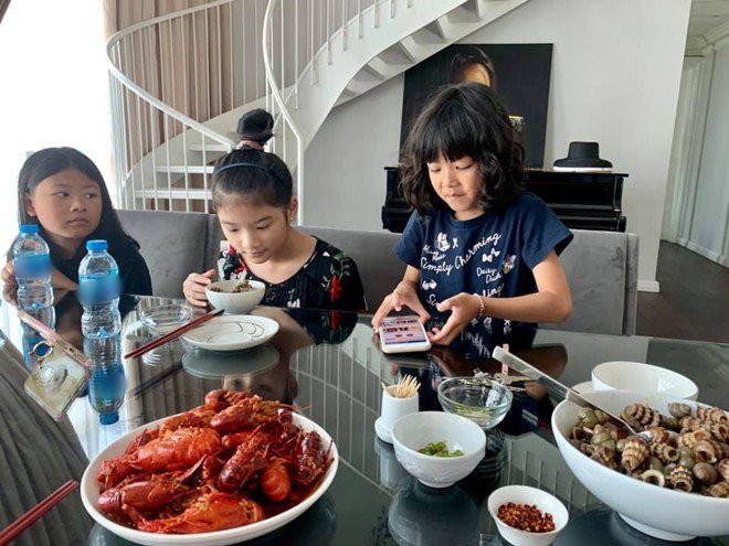 Khoe cơm ngon nhưng một câu nói của Trương Ngọc Ánh khiến nhiều người thắc mắc ảnh 13 truong ngoc anh khoe com ngon lien bi thac mac danh tinh nguoi nau vi mot cau noi - 14