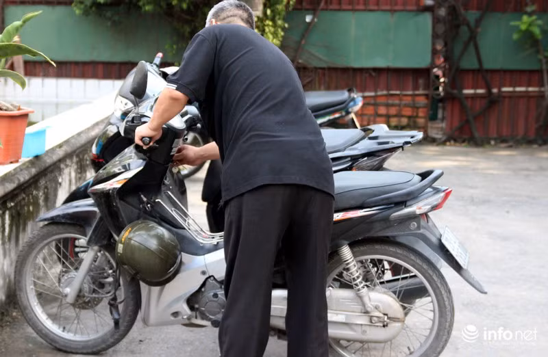 Tài xế Phiến đã “để quên” học sinh trường Gateway trên xe như thế nào? ảnh 6