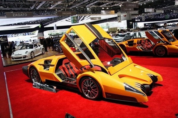 Cận cảnh 15 chiếc xe có thiết kế lạ kì nhất thế giới