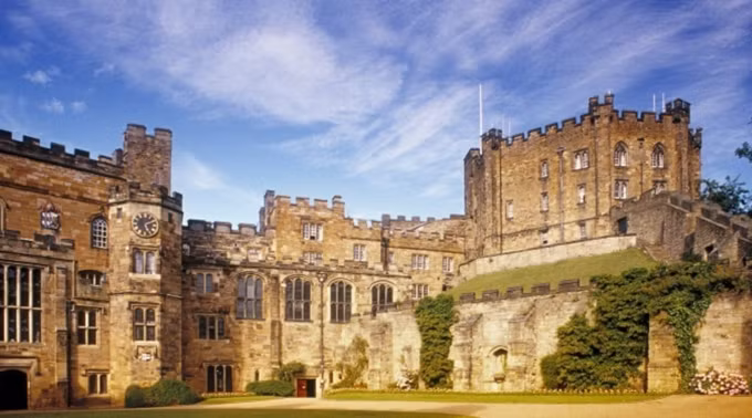 10 đại học cổ đẹp nhất Vương quốc Anh ảnh 3