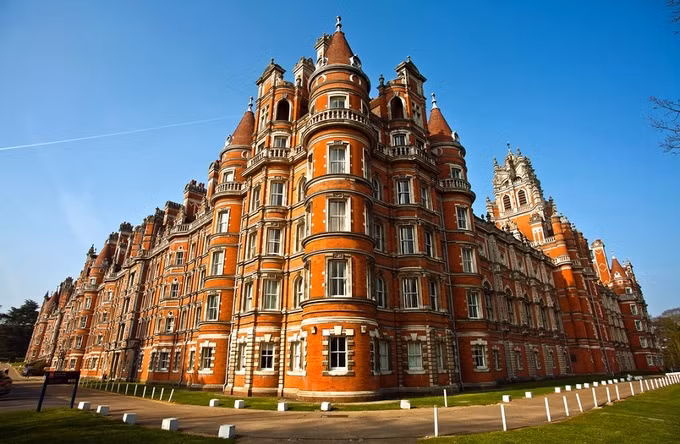 10 đại học cổ đẹp nhất Vương quốc Anh ảnh 5