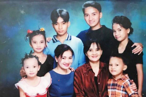 Đây là điều mà bà mẹ nhận được sau 20 năm làm ô-sin xứ người nuôi 7 con thành tài Day la dieu ma ba me nhan duoc sau 20 nam lam o-sin xu nguoi nuoi 7 con thanh tai