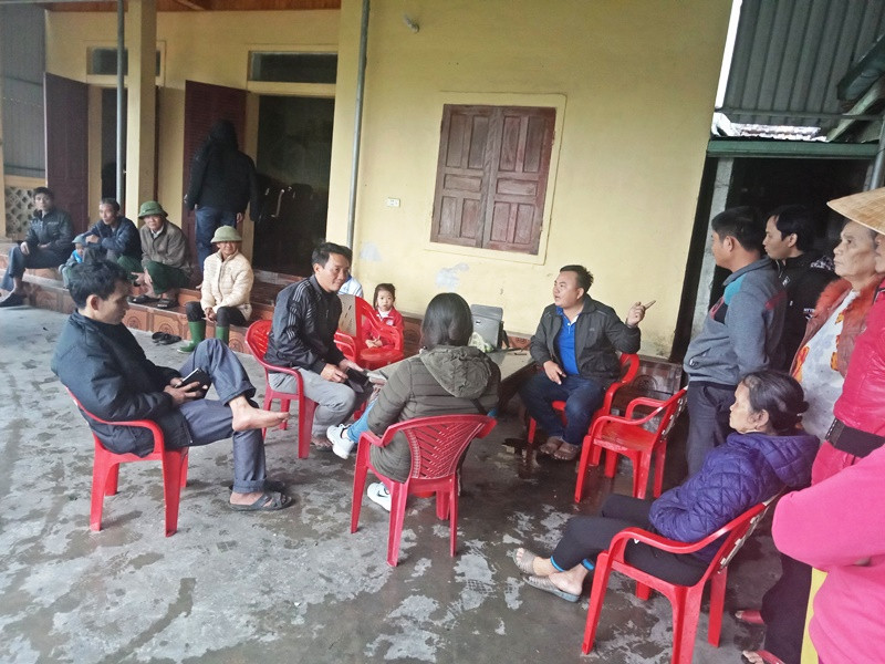 Hàng chục hộ dân gần mỏ đá kêu cứu Hàng chục hộ dân gần mỏ đá kêu cứu