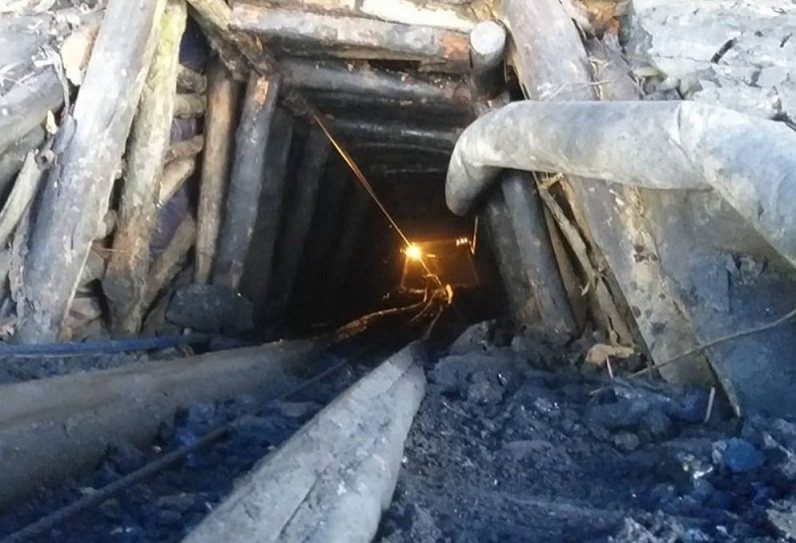 Địa điểm nơi khai thác than thổ phỉ trái phép Địa điểm nơi khai thác than thổ phỉ trái phép