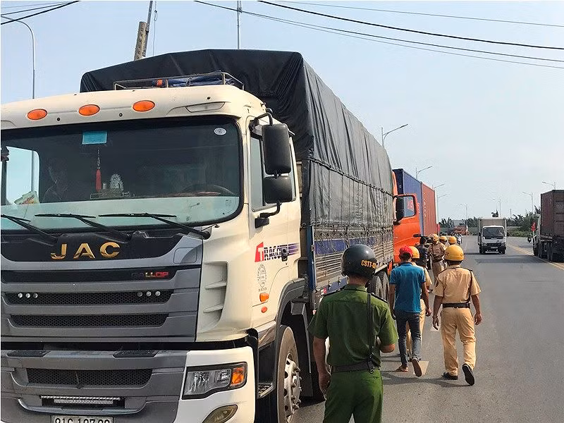 Lại phát hiện tài xế dương tính với ma tuý ở TPHCM - ảnh 4