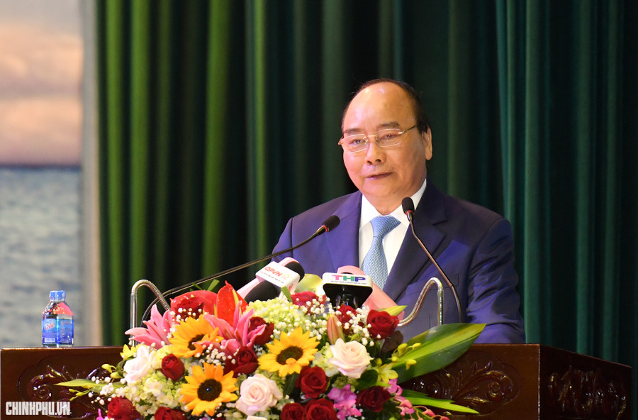 Thủ tướng biểu dương những thành tích Quân chủng Hải quân đã đạt được trong năm 2018. Ảnh: VGP/Quang Hiếu. Thủ tướng biểu dương những thành tích Quân chủng Hải quân đã đạt được trong năm 2018. Ảnh: VGP/Quang Hiếu.