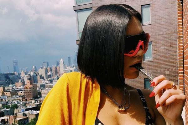 Tóc thủy tinh, màu tóc nhuộm hot nhất mùa hè này ảnh 7 Empty