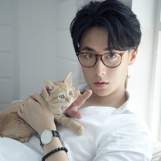 loat-sao-nam-viet-co-moi-cong-sexy-dao-keo-chua-chac-dep-bang-2