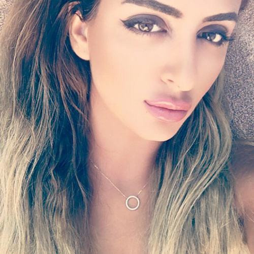 Cuộc sống vương giả của nàng công chúa giàu có nhất Dubai ảnh 11 Đức vua muốn Mahra được trưởng thành như một người phụ nữ bình thường