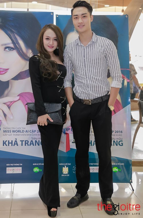 Gần đây, anh chàng tham gia vào khá nhiều hoạt động giải trí - nghệ thuật như làm diễn viên không chuyên cho kênh SVM TV, làm mẫu ảnh, gương mặt đại diện cho một số thương hiệu... Gần đây, anh chàng tham gia vào khá nhiều hoạt động giải trí - nghệ thuật như làm diễn viên không chuyên cho kênh SVM TV, làm mẫu ảnh, gương mặt đại diện cho một số thương hiệu...