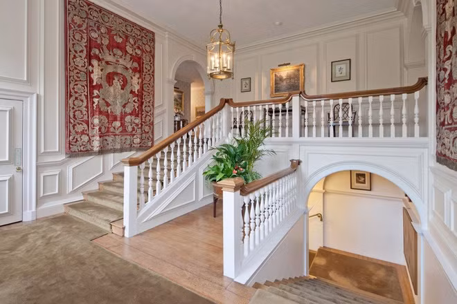 Bên trong biệt thự 33 triệu USD của vợ chồng Victoria Beckham