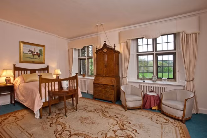 Bên trong biệt thự 33 triệu USD của vợ chồng Victoria Beckham