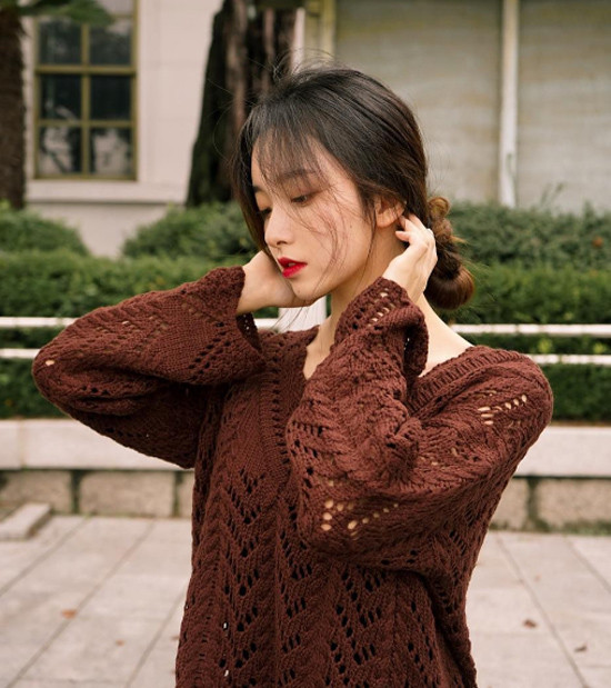 hot-girl-han-xinh-nhu-mong-dat-show-lam-mau-online-2