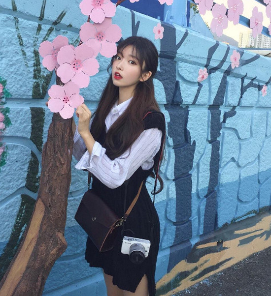 hot-girl-han-xinh-nhu-mong-dat-show-lam-mau-online-8