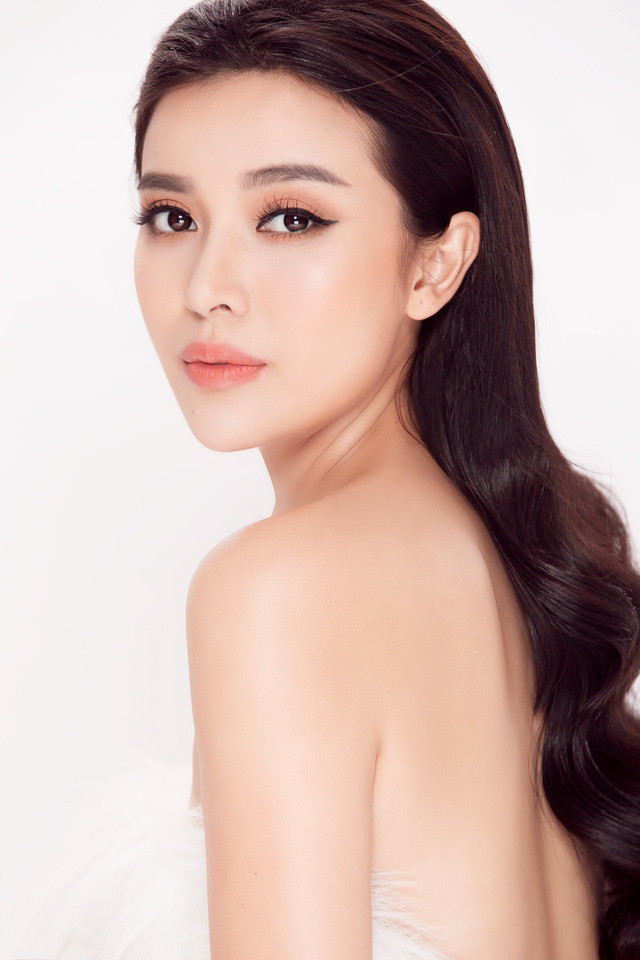 “Người đẹp Tây Đô” 9X khoe sắc yêu kiều ảnh 4 “Người đẹp Tây Đô” 9X khoe sắc yêu kiều ảnh 4