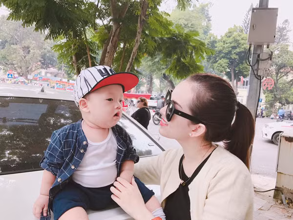 Mạc Hồng Quân khoe vợ mang bầu, Ly Kute hồi đáp bằng cách tuyệt vời này! ảnh 6