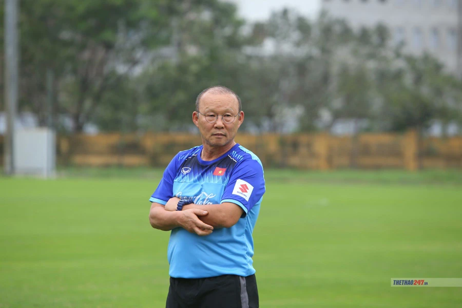 HLV Park Hang-seo từng tỏ ra lo lắng khi các cầu thủ trẻ ít có cơ hội ra sân ở V-League