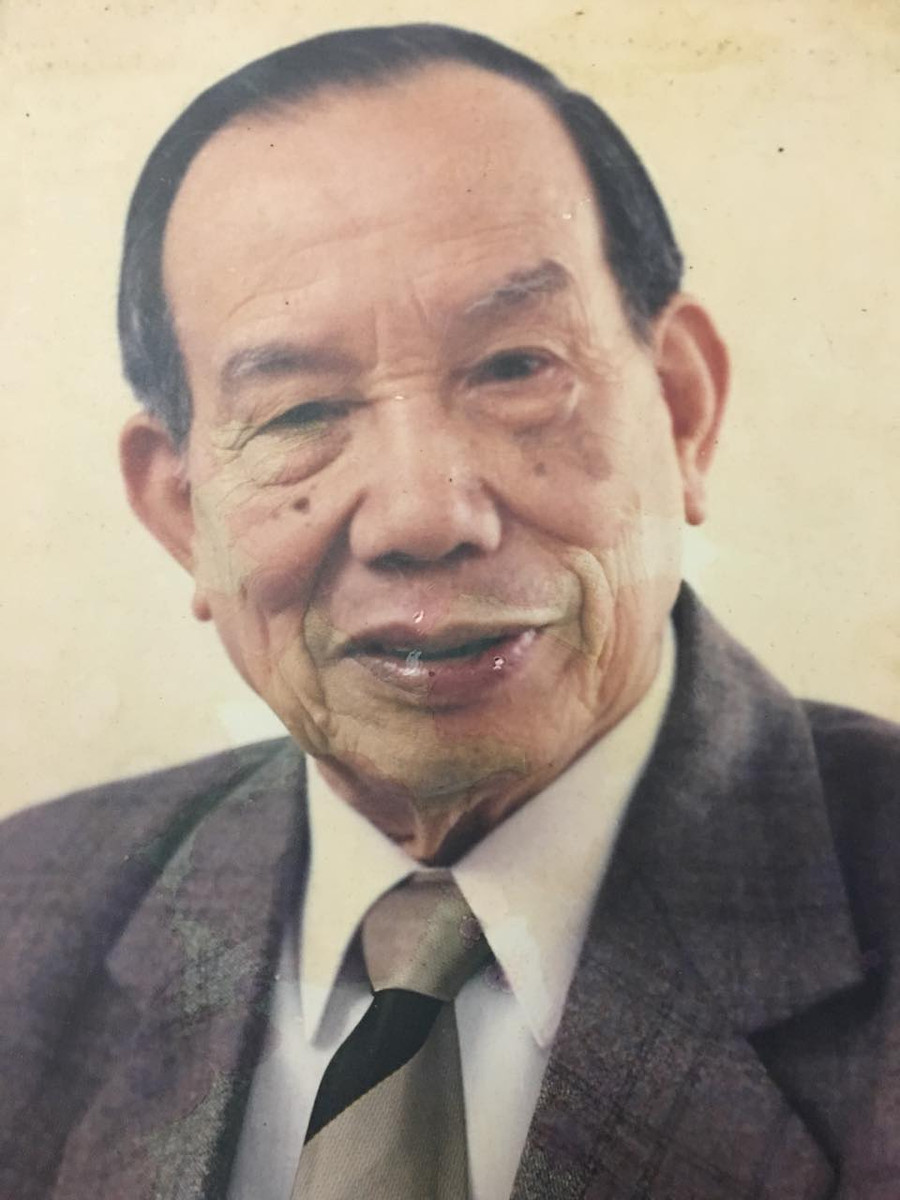 Giáo sư-Thầy thuốc nhân dân-Anh hùng lao động Từ Giấy được đặt tên đường ở Hà Nội. Giáo sư-Thầy thuốc nhân dân-Anh hùng lao động Từ Giấy được đặt tên đường ở Hà Nội.