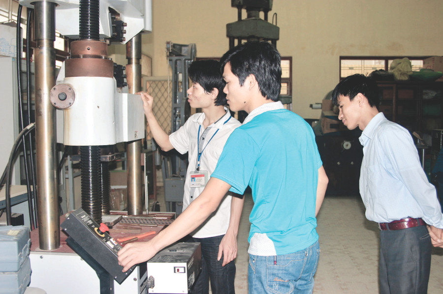 Thực tế đào tạo là thước đo chứng minh việc nâng cao chất lượng đào tạo của từng trường. Ảnh: TG