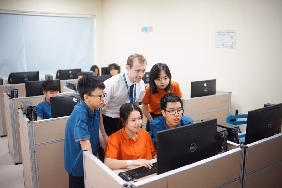 Năm học 2020 - 2021: Trường PTSNLC Wellspring đẩy mạnh phương pháp dạy học kết hợp online và offline (Blended Learning)