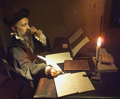 Những lời “sấm truyền” của nhà tiên tri Nostradamus khiến thế giới “kinh sợ” ảnh 1 tien-tri phunutoday.vn