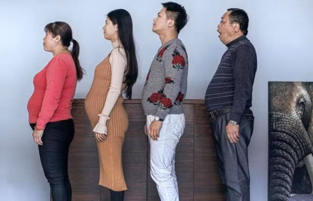  Bức ảnh hài hước trước khi cả nhà đồng lòng tập thể dục, thời điểm vợ Jesse đang mang thai. 