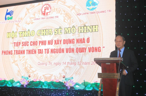 Tiếp sức cho phụ nữ xây dựng nhà ở phòng tránh thiên tai 