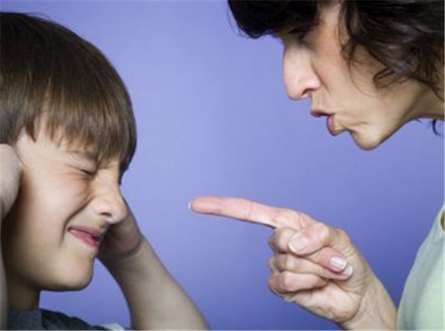 Lỗi dạy con sai lầm khiến trẻ càng bướng bỉnh, kém phát triển ảnh 1 Lỗi dạy con sai lầm khiến trẻ càng bướng bỉnh, kém phát triển ảnh 1