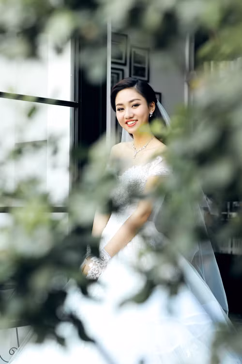 Á hậu Ngô Trà My đẹp rạng ngời trong ảnh cưới ảnh 2