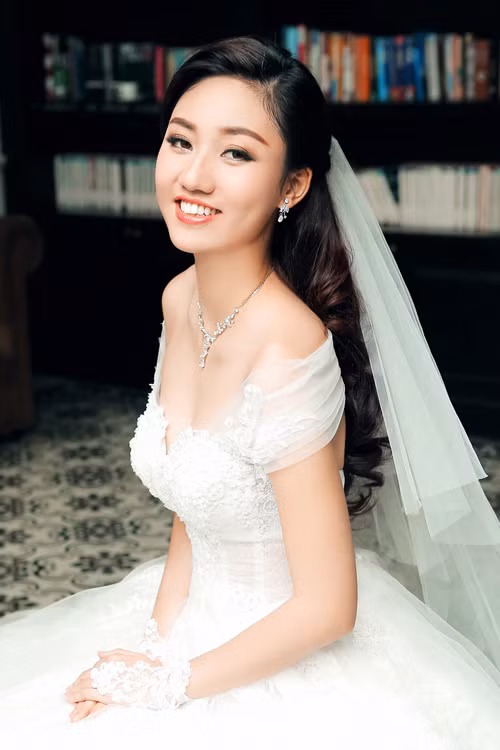 Á hậu Ngô Trà My đẹp rạng ngời trong ảnh cưới ảnh 6