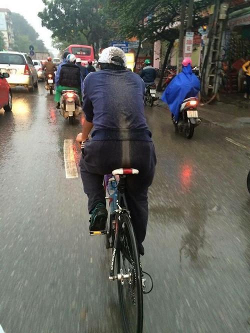 Cơn mưa ngang qua. Cơn mưa ngang qua.