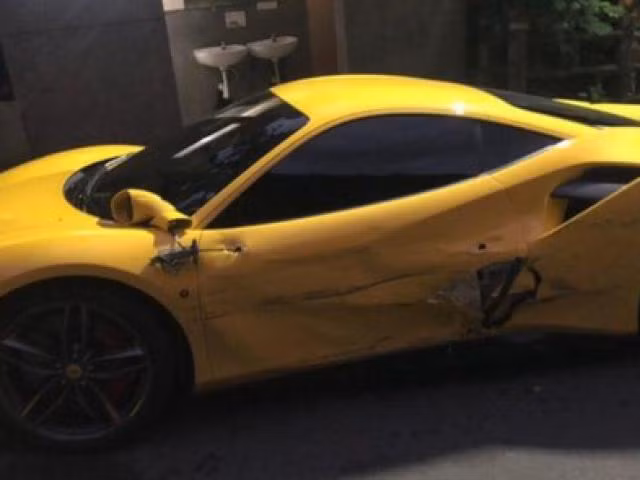 Cái kết đầy bất ngờ cho thanh niên ngủ gật đâm một lúc 3 chiếc... Ferrari