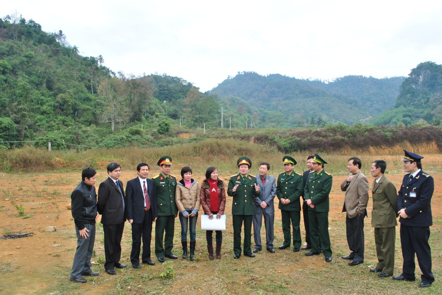 Tướng Hiệu trong những chuyến đi tri ân đồng đội