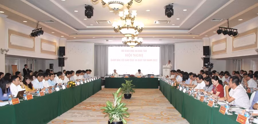 Quang cảnh hội nghị