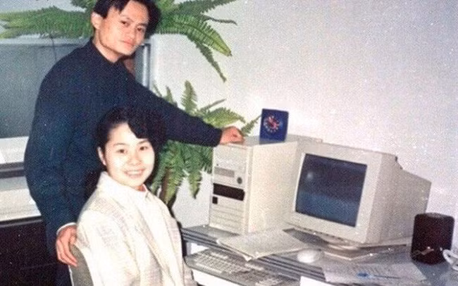 Vợ Jack Ma lần đầu tiết lộ tuyệt chiêu trở thành phu nhân tỷ phú: Hãy yêu và cưới một người đàn ông “trắng tay“