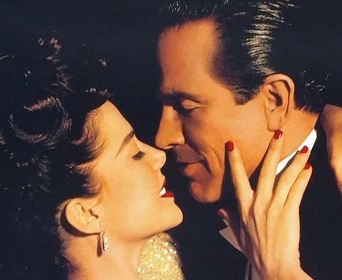 Có 5 giai đoạn tình yêu và chỉ có những cặp đôi mạnh mẽ nhất mới vượt qua giai đoạn 3