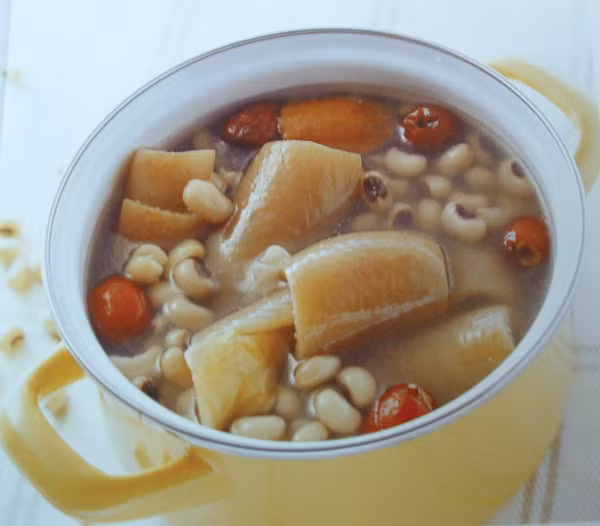 bi-thuat-duong-nhan-sac-cua-tu-hy-thai-hau-1