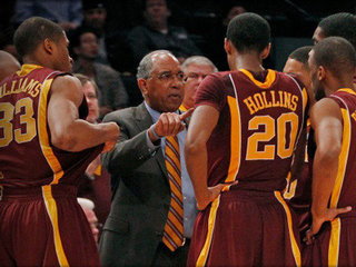 {title} 10 vụ gian lận thi cử lớn của Mỹ