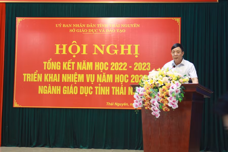 Ông Đặng Xuân Trường, Phó Chủ tịch Thường trực UBND tỉnh Thái Nguyên phát biểu tại Hội nghị.